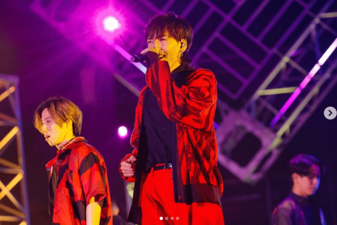 「美少年すぎる」松浦亜弥の夫でw-inds.の橘慶太、モデル事務所時代の“キュートすぎるカメラ目線”の幼少期ショットに「天使やわ」「もう何なん」の声！の画像