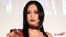 悪役美女レスラーが『リブート』女優デビューで“出演時間12秒”の衝撃、印象激変メイクに驚きの声