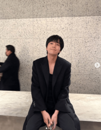 「どーした？痩せた？」チャン・グンソク、ウルフヘア姿の腹筋チラ見せショットで別人級激変！「ちょっとまって…やばっ」「素敵なお腹」