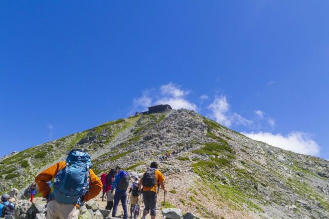 【夏レジャーの要注意】登山は「脱水状態＆低体温症」＆キャンプの落とし穴は「サウナ状態のテント」の画像