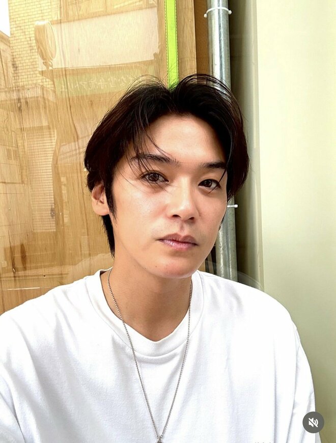 Hey! Say! JUMP高木雄也、永野芽郁似のモデル美女との2S投稿→炎上→即削除の真相　異例の謝罪と苦悩漏らした"ファンとの距離感"の画像