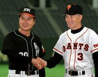 プロ野球日本シリーズ「伝説の名・珍場面」プレイバック！　巨人vs西武戦（87年）で三塁コーチャーの伊原春樹ら元プロが振り返る