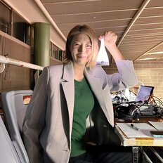 藤井風｢流出動画？｣生活感あふれる室内での軽快ダンス姿＆｢目の感じが変わった｣WEST.桐山照史の妻・狩野舞子の愛用品報告に反響【先週の人気｢驚きの近況｣記事トップ2】