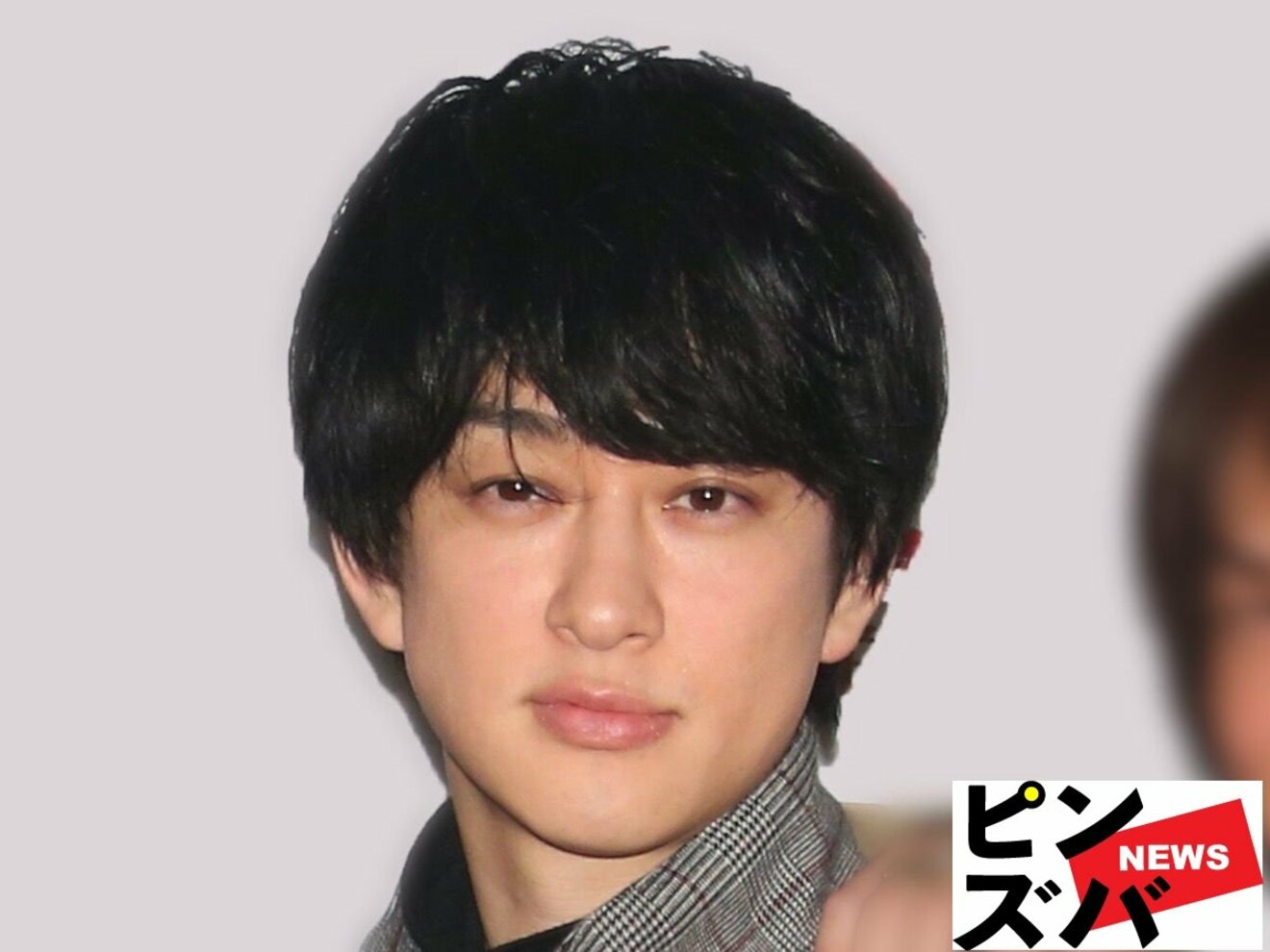 SUPER EIGHT横山裕、金髪から黒髪への激変イメチェンで中村アン主演ドラマ出演 4月期木曜日は「関ジャニ∞ドラマ競演」に｜ニュース