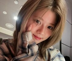 「同じ人間だとは思えない」NiziUリク、暗髪＆舌ペロショットの破壊力がすごい「ほんと可愛すぎる」