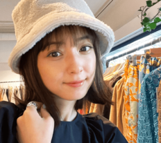 「すっぴん?」「世界に誇れる美人」第2子妊娠中の佐々木希、大政絢との“最強2ショット”に反響!一方、“顔面変化”を指摘する声も「顔が…」