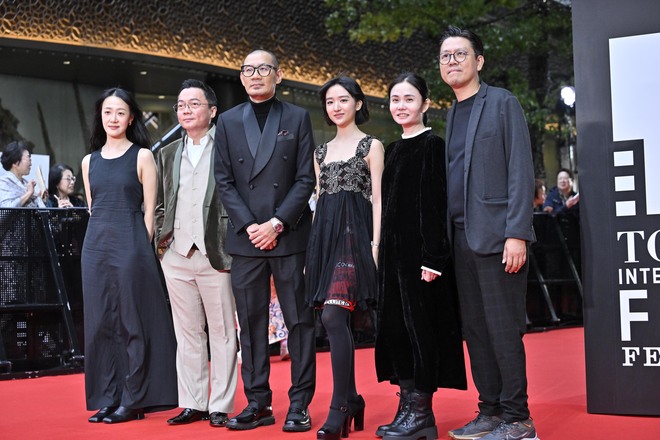 東京国際映画祭のレッドカーペットイベントの様子　撮影：中地拓也（32/97）