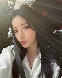 「もう最強にかわいい」三代目ELLYと熱愛の南りほ、暗髪からハイトーンヘアに！「断然黒髪派」と意見分かれる