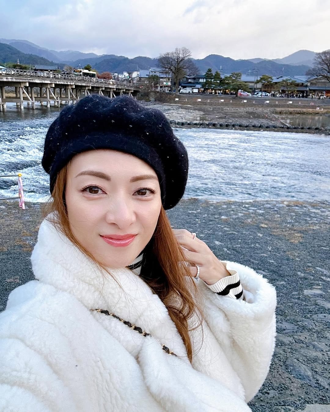 松浦 勝 人 嫁