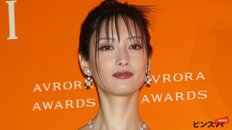 菜々緒、最新TVでの“日焼け姿”に反響「さらに美人」　インスタに溢れるビーチ愛
