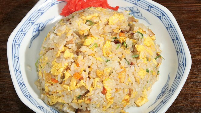 【奈良・東生駒】2025年オープンの町中華で味わう“チャーハン”　「町中華 やまもり」の王道の一皿の画像