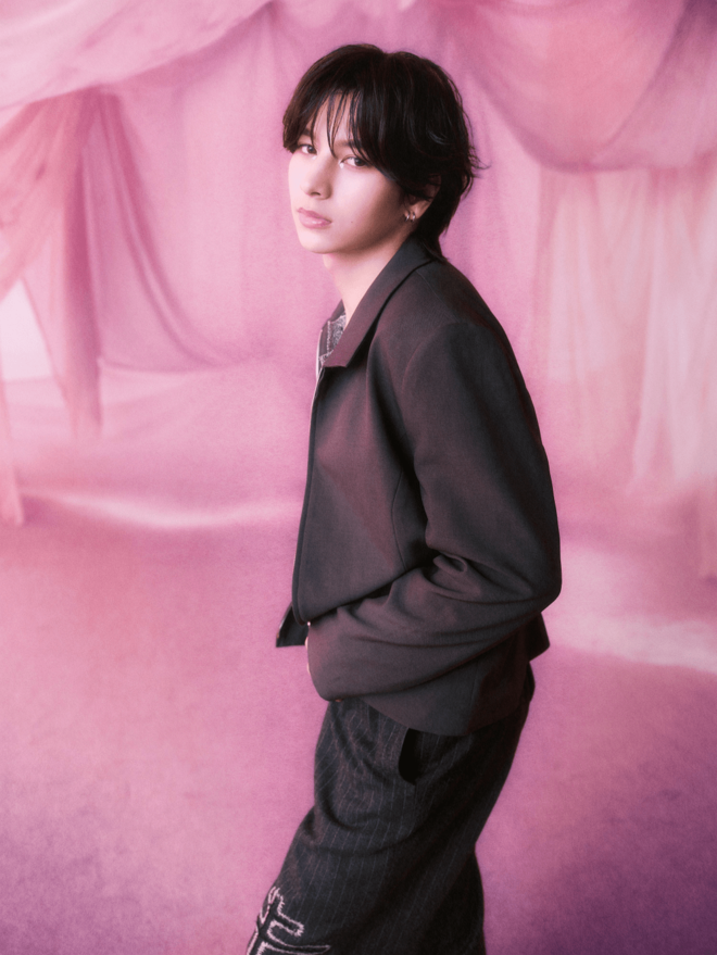 BMSG1月デビューグループの美形新星に「SnowManのラウールかと」の声も…21歳ホヤホヤ超脚長最新ショットが沸騰の画像