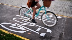 【4月から法改正】「切符切られんぞ」街中で相次ぐ“自転車ルール私的取り締まり”に専門家も警鐘 「切符詐欺」も登場の悪質実態