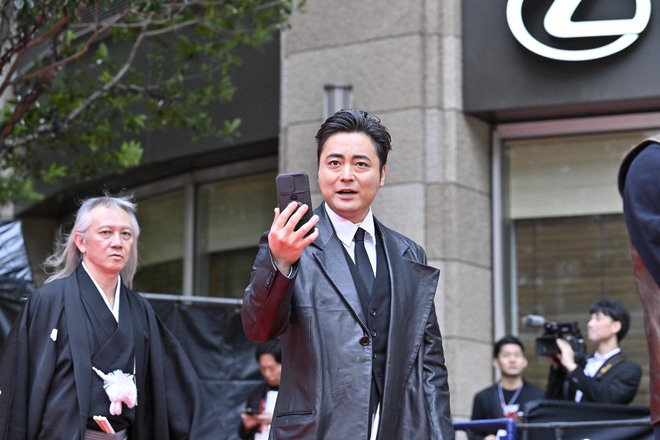 東京国際映画祭のレッドカーペットイベントの様子　撮影：中地拓也（11/97）