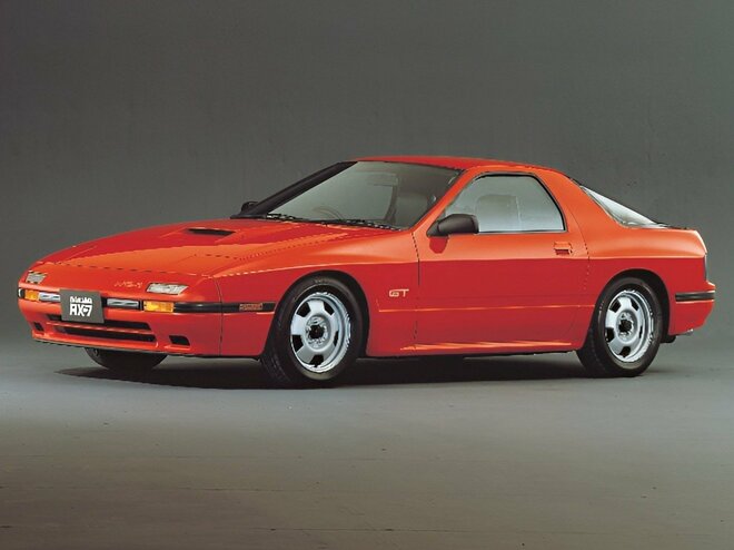 マツダの2代目RX-7