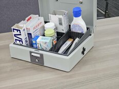 薬不足に備える、名医が教える冬風邪対策に買っておきたい最強の市販薬はコレ