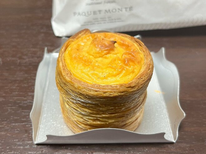 パリ五輪目前、フランスの伝統菓子「フラン・パティシエ」の専門店がオープンで大沸騰 外はザクザクで中はトロトロ…流行の気配の画像