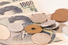 アルバイト推奨でお小遣いは必要ない派も…40～50代男女「妥当だと思う高校生の１か月のお小遣い額」【第４位以下】