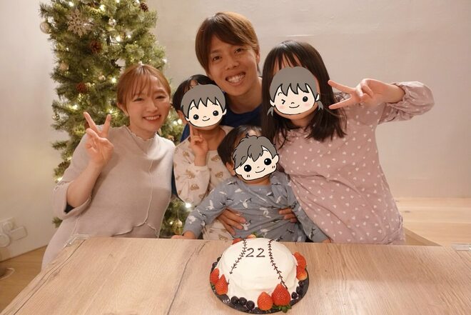 元モー娘。紺野あさ美は2年前に念願の注文住宅完成も…夫が中日に電撃トレード、板野友美もプロ野球妻の家事情の画像