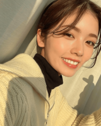 「いつも以上に顔が小さい」小芝風花が印象激変！“ギャルみたっぷり金髪イメチェン”のアヒル口ショットに「ガラッとイメージ変わった」