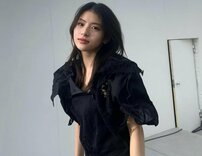 「可愛すぎる」キンプリ永瀬廉の相手役で注目の出口夏希、二の腕チラリゆるっとメンズコーデにドキッ『FINEBOYS』カット公開