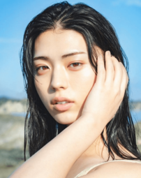 「環奈ちゃんとマネさんもいる！」井手上漠、先輩・橋本環奈との激レア“乾杯ショット”を公開！20歳の誕生日パーティに「最高の時間でした」