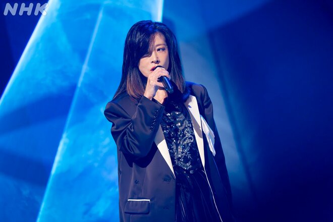 《マッチと共演も？》『紅白』中森明菜に熱視線か…業界注目はNHK通販サイトの「1万2100円アクスタ」の画像