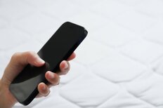 アプリ、SNSは当たり前、10～30代【今どきの出会い大調査】パートナーがいる男女の「出会いのきっかけ」は？