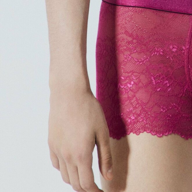 「ワコール男性用レース下着」が大ヒット中、売上前年比376％で「40代に大人気」…専門家が背景を分析「自分に投資する時代」の画像