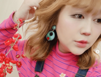 「どこのモデル様かと思ったら」“激痩せ”りんごちゃん、浜崎あゆみふう金髪ヘアをなびかせたマリンコーデ姿がいい女感たっぷり！