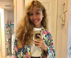 「パッと見りゅうちぇるさんに似てますね～」peco、息子と久々のディズニーシーへ！寄り添うツーショットに反響