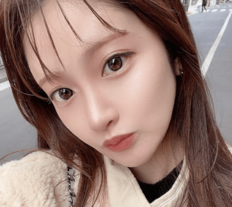 「岩ちゃん？に似てないかな」芸能人7人の元カノ・小澤美里、夫とのウエディング写真公開！「福士蒼汰さんとの写真思い出しました」の声も