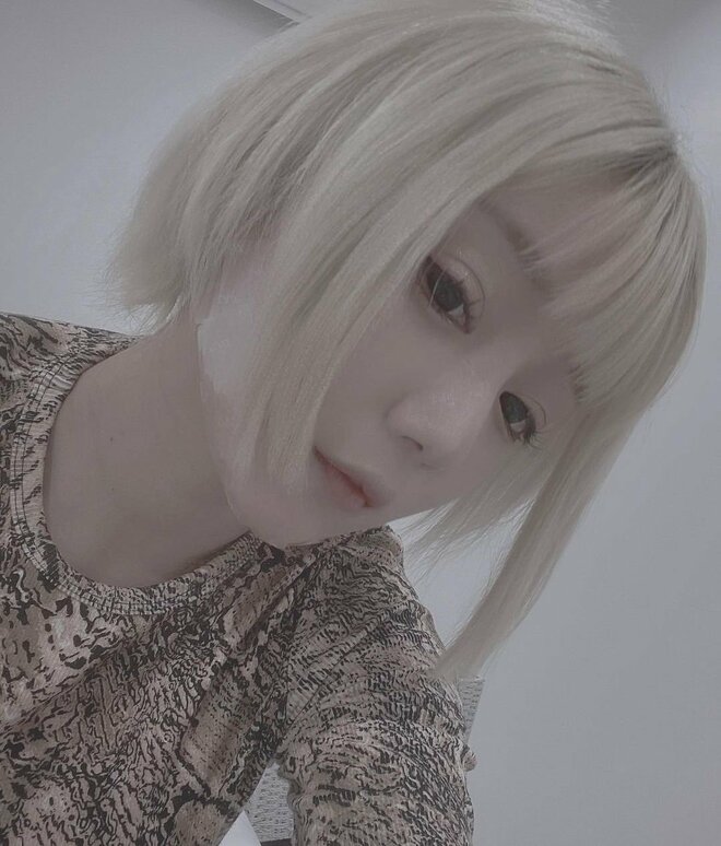 『夜ふかし』フェフ姉さんの相方・多田さん、大胆イメチェンで“クモの巣タトゥー”披露「あのちゃんのロン毛かと」の画像