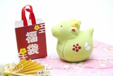 SNSでおしゃれトートが話題のスタバを倒したのは？20～30代男女が「予約しても欲しい福袋」【トップ4】