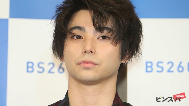 村上虹郎、傷害を起こした活動休止中に母・UAとの“心身不調の療養旅行”に出ていた　UA自伝で語られていた“長男・虹郎への思い”の画像