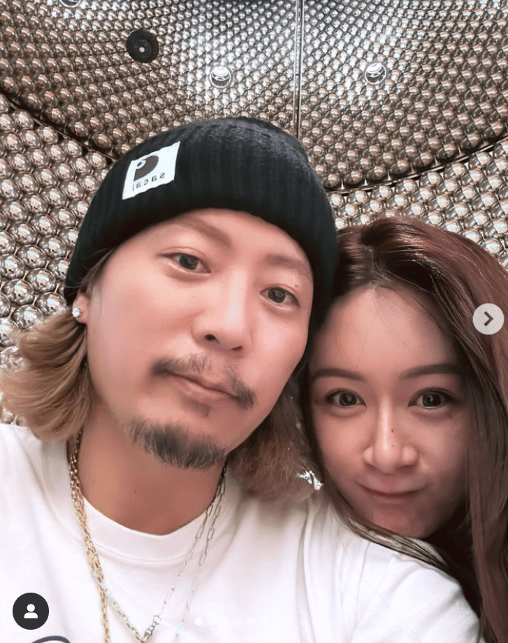 もう一台納車されます笑」黒木啓司＆宮崎麗果夫妻“3,700万超フェラーリ