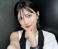 「ものもらいさえ美しい」岡田奈々「3ヶ月治らない」顔の異変ショットに心配と称賛の声