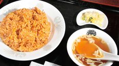 やさしい甘みが印象的　“ケチャップチャーハン”を味わう　東京・東大島のユニークな一皿