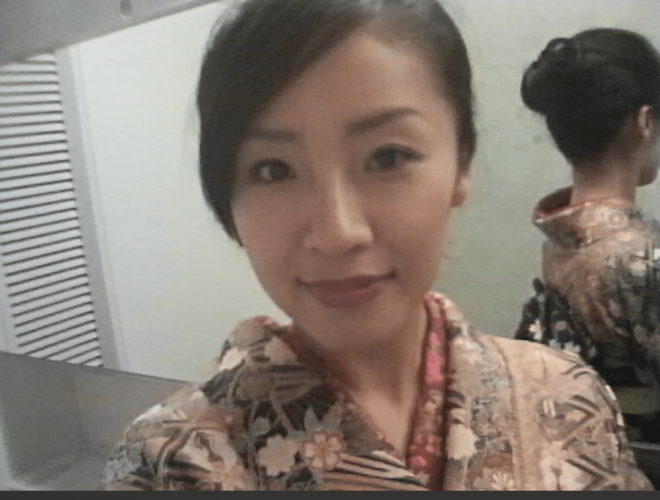 園子温氏、元グラドル妻・神楽坂恵「14年ぶり写真集発売」にかけた“ひと言”…監督業ストップで“妻が再活動”の舞台裏の画像