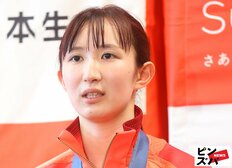 「卓球選手ってより芸能人って感じ」早田ひな＆麻生麗名、キュート＆レアなメガネ姿2ショが沸騰「顔が小さい」