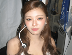 TWICEジョンヨン、JYP退所発表後初投稿でカモシカ級美脚披露「スタイル異次元」しっとり大人ビジュで美人度マシマシ