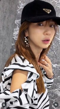 48歳・ほしのあきの“近影”が「少女にしか見えん」の声も…夫・三浦皇成＆長女との“ハロウィン仮装3ショット”公開