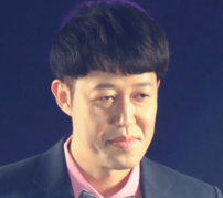 「ホンマに謎メンすぎる」小籔千豊、本田望結ら意外なメンバーとの会食ショット公開！