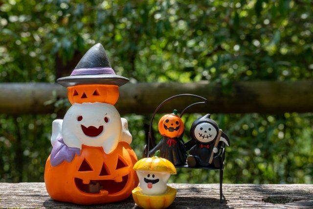 プリンセス姿でテーマパークより人気なのは？10～30代女子が「ハロウィンで挑戦してみたいコスプレ」【第4位以下】の画像