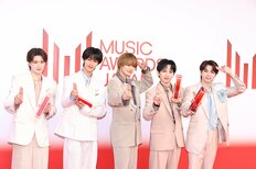 M！LKを巡りテレビ界で大争奪戦　初のGP帯冠番組で際立つ“広い世代人気”と「一歩優位」日テレ・TBSの動向