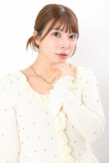 上原亜衣　撮影／河村正和