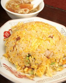 【全国チャーハン巡り】栄雅（東京・虎ノ門）　フードジャーナリスト・はんつ遠藤が行く！