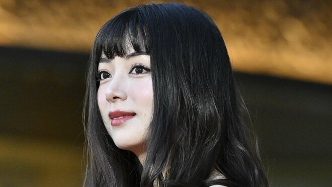 「無惨様……!?」「お顔ちっさ!!」池田エライザの黒着物ショットが沸騰　ドラマ＆映画でも和服姿が話題の画像