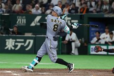 佐藤輝明“覚醒の理由”を元プロ野球「打撃コーチ」が解説　史上初の4割打者として来季メジャー挑戦か