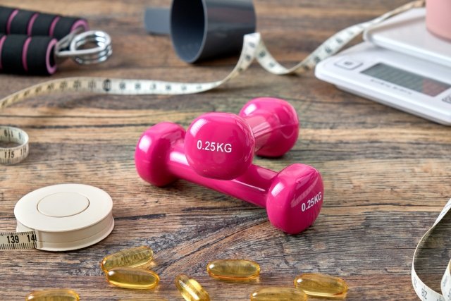 ダイエット＆筋トレなど、ビジュアルの自分磨きを超えた目標は？ 10～30代男女が「2024年に達成したいこと」【第4位以下】の画像